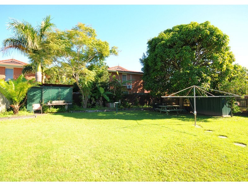 33 Neils Street, Pialba QLD 4655