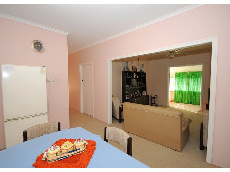 33 Neils Street, Pialba QLD 4655