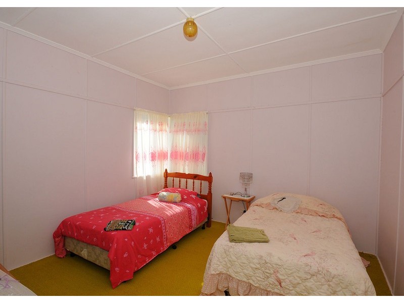 33 Neils Street, Pialba QLD 4655