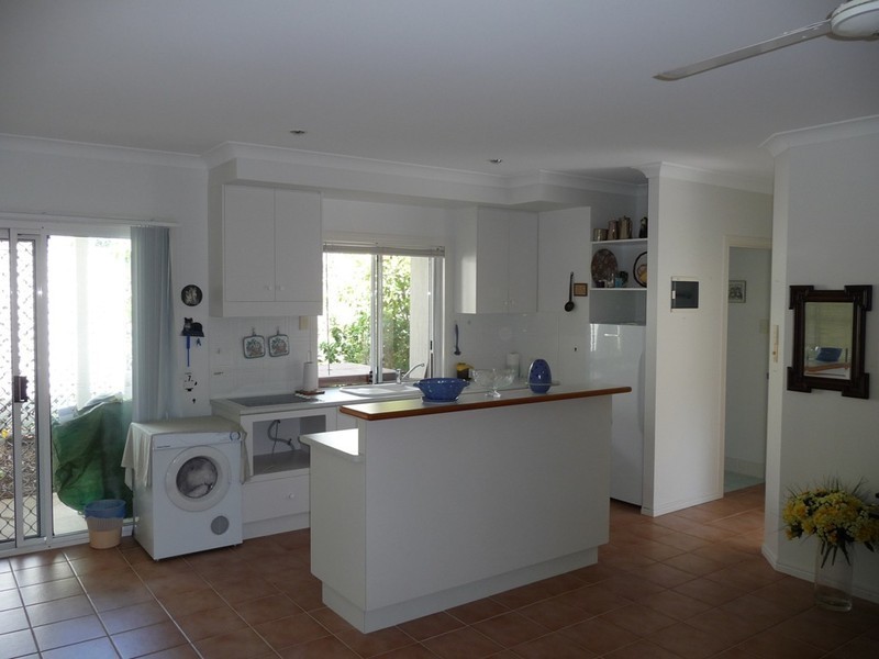 25 Palmwood Drive, Dundowran Beach QLD 4655