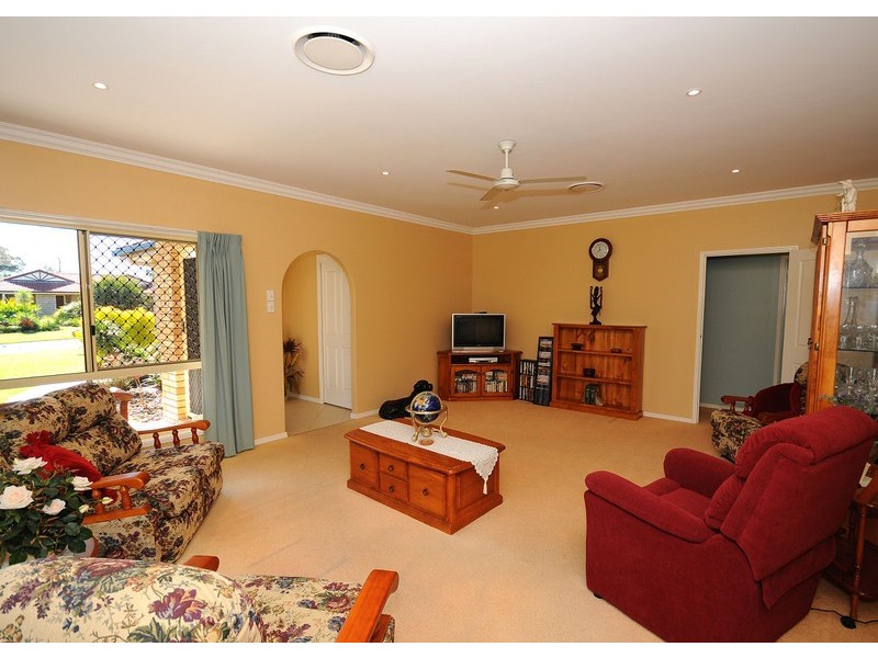 14 Jonwest Close, Torquay QLD 4655