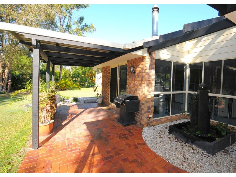 3 Wilton Close, Torquay QLD 4655