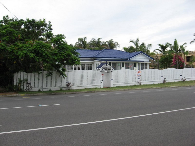 6 – 8 Denmans Camp Rd, Torquay QLD 4655