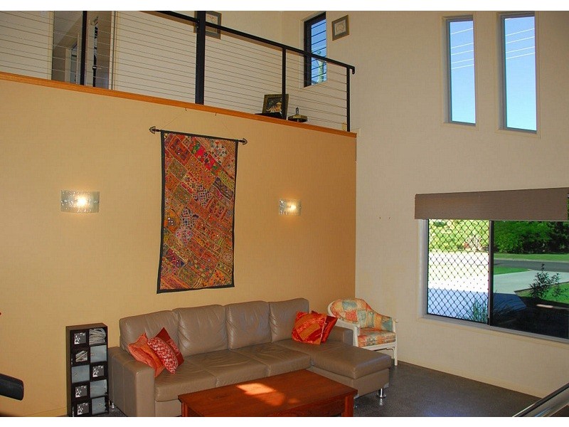 4 Helsham Street, Hervey Bay QLD 4655