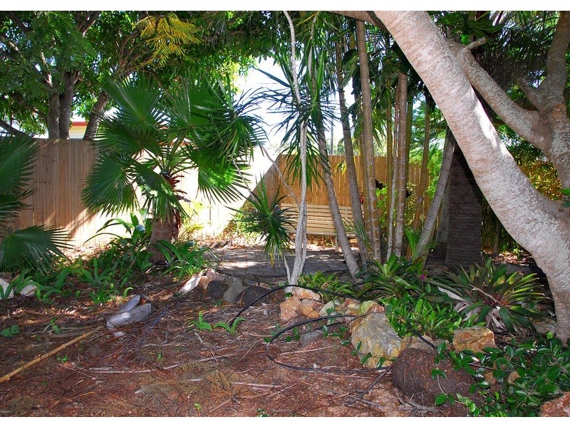 4 Helsham Street, Hervey Bay QLD 4655