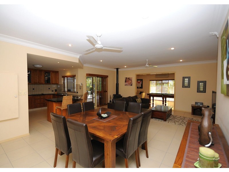 5 Windemere Rd, Hervey Bay QLD 4655