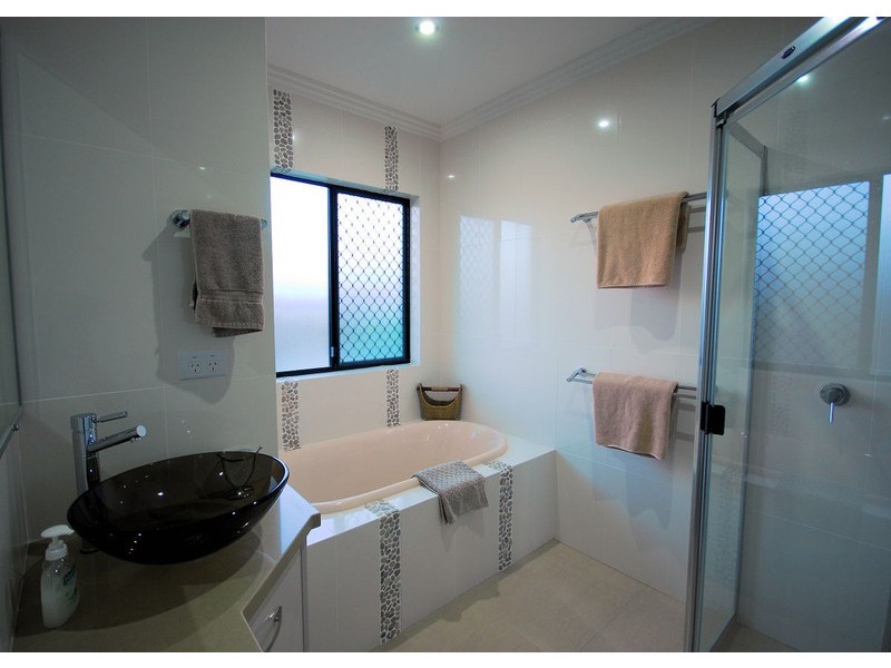 45 Rosedale Drive, Hervey Bay QLD 4655
