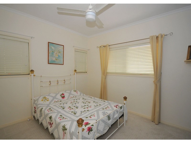 Unit 5/34 Elizabeth St, Urangan QLD 4655