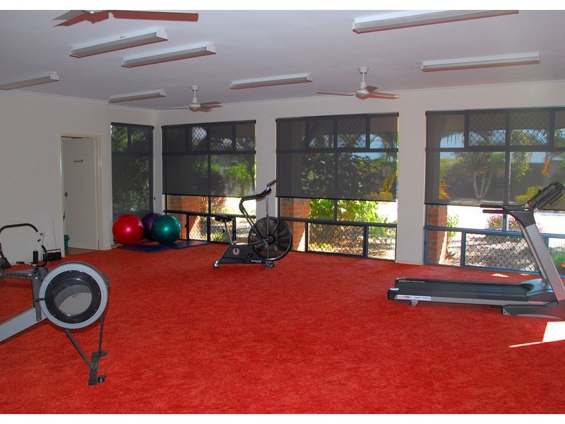 Unit 5/34 Elizabeth St, Urangan QLD 4655