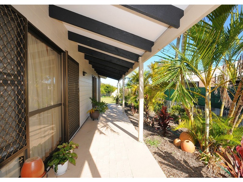 153  Long Street, Point Vernon QLD 4655