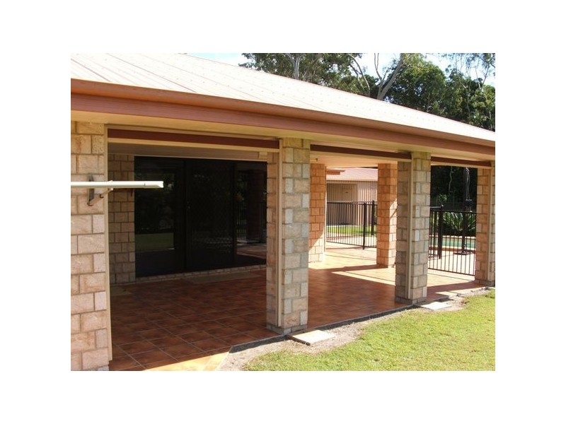 8 Cissus Ct, Dundowran Beach QLD 4655