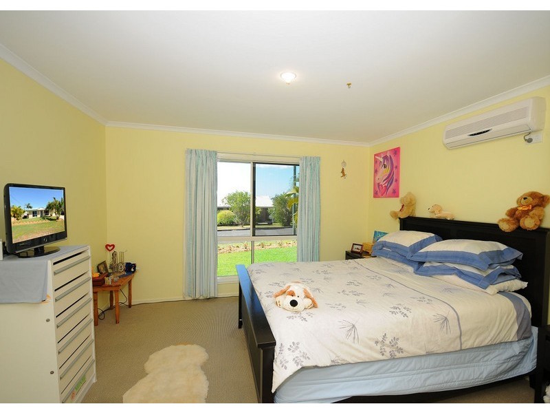 23  Petrel Avenue, River Heads QLD 4655