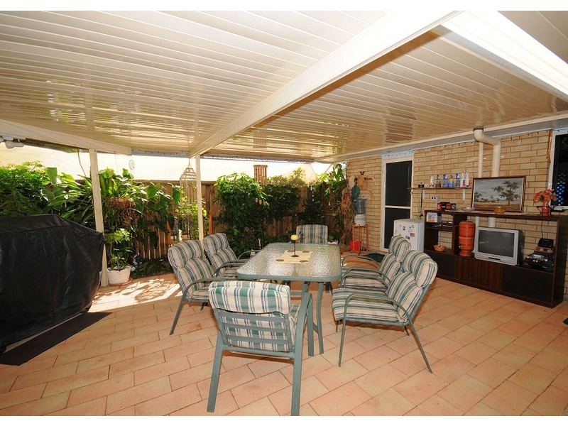 23  Petrel Avenue, River Heads QLD 4655