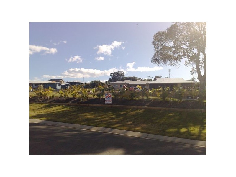 1 Coogera Crt, Dundowran Beach QLD 4655