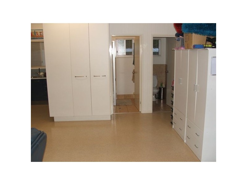 1 Coogera Crt, Dundowran Beach QLD 4655