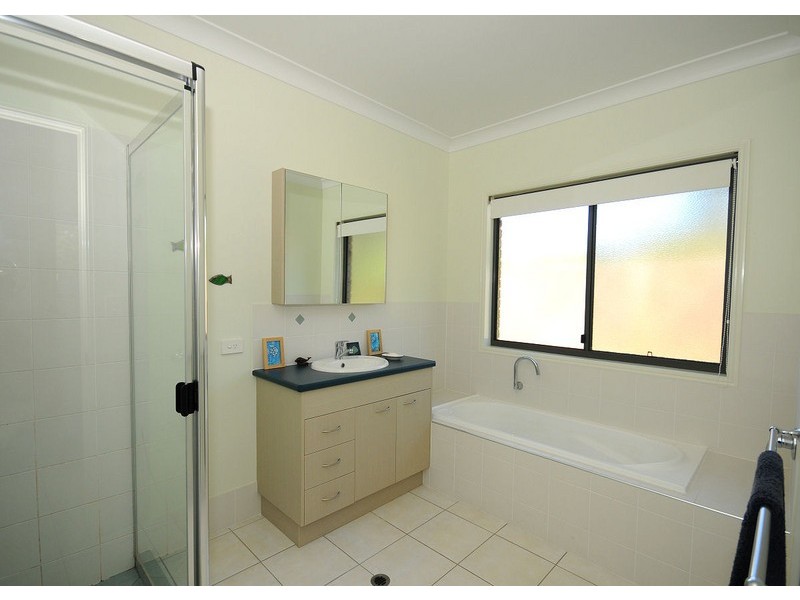 16  San Bromista Court, Wondunna QLD 4655