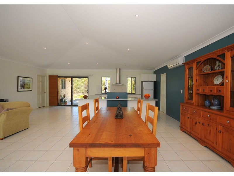 16  San Bromista Court, Wondunna QLD 4655