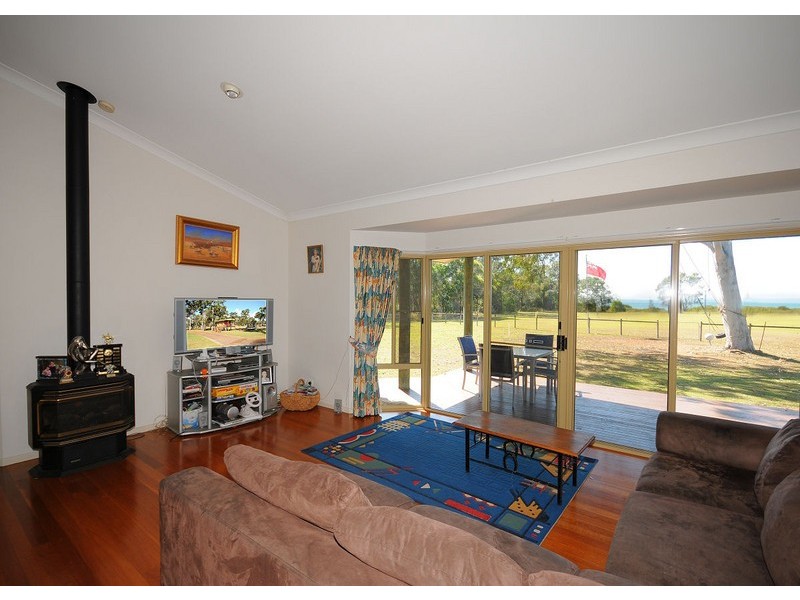 71 Barallen Cl, Booral QLD 4655