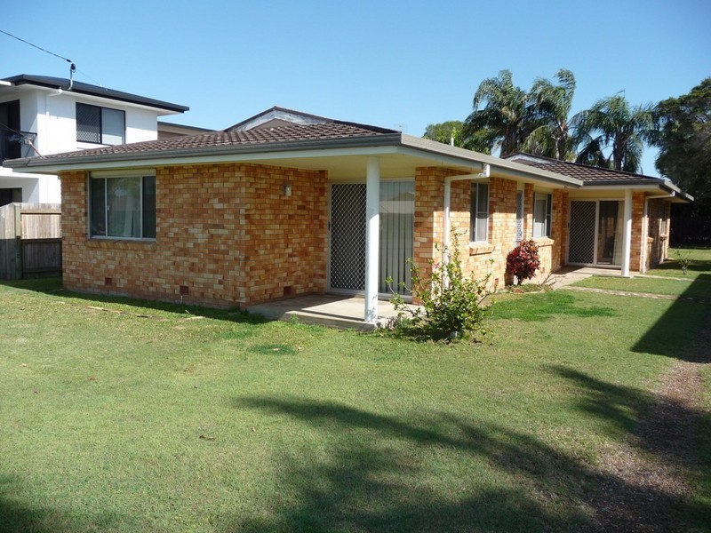 U1and2, 5 Kelly Street, Point Vernon QLD 4655