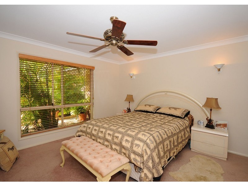 57 Long St, Point Vernon QLD 4655