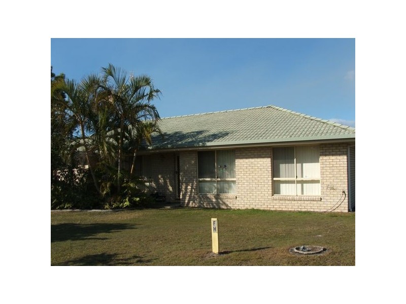 37 Aimee Dr, Urangan QLD 4655