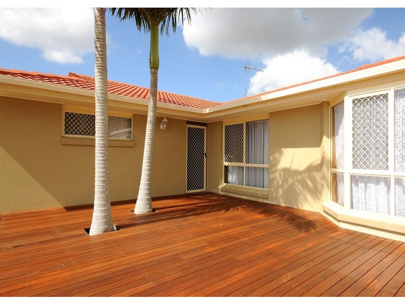 14 Johnston Boulevard, Urraween QLD 4655