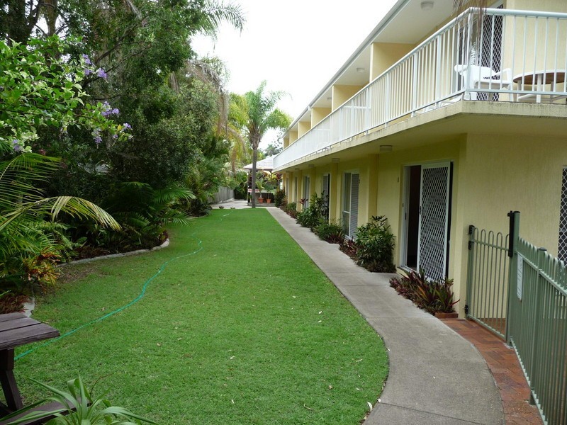 405 Esplanade, Torquay QLD 4655