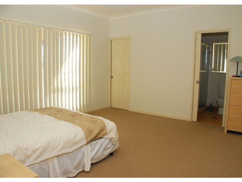 157. Ibis Bvd, Eli Waters QLD 4655