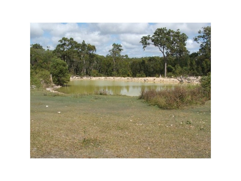 60 Maddever Rd, Booral QLD 4655