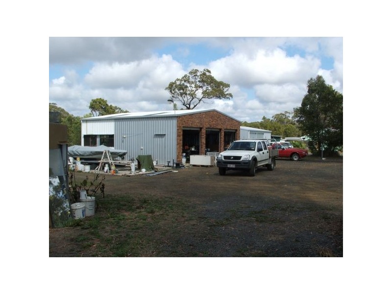 60 Maddever Rd, Booral QLD 4655