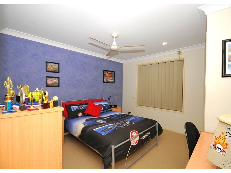 3 North West Bay Crt, Wondunna QLD 4655