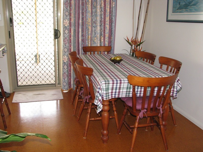 79  Honeysuckle, Kawungan QLD 4655