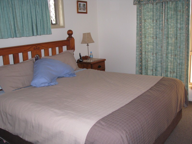 79  Honeysuckle, Kawungan QLD 4655