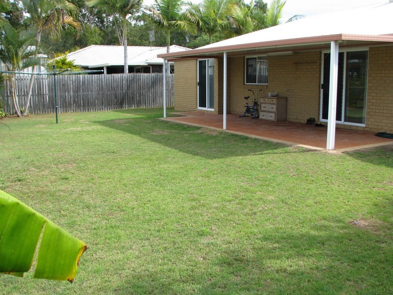 100 Honiton St, Hervey Bay QLD 4655