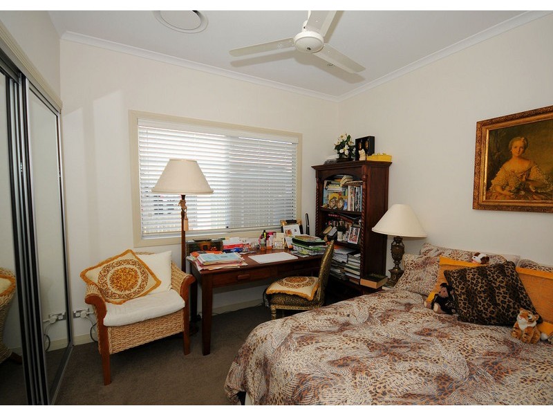 U35 230 Pulgul St, Urangan QLD 4655