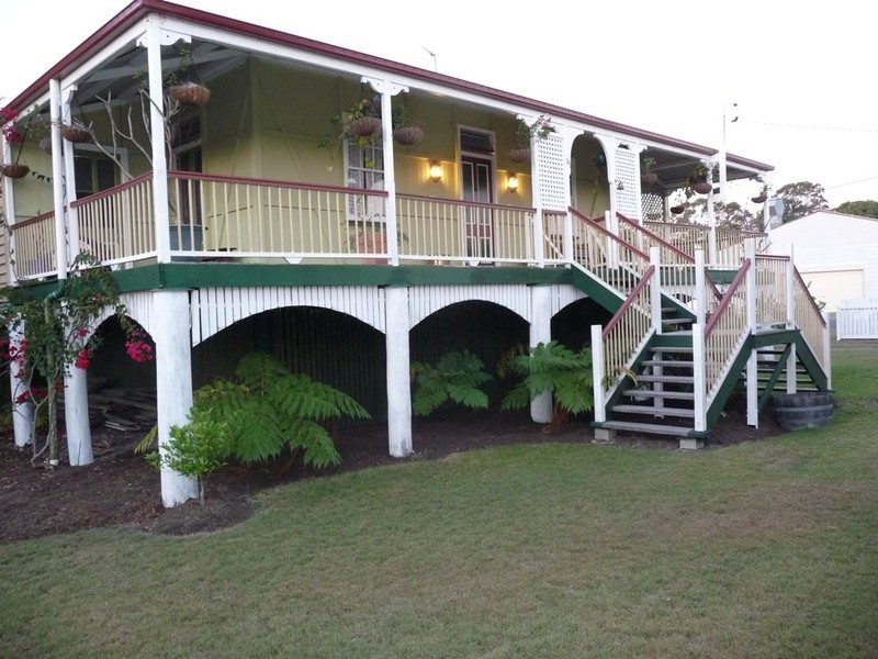 83 Dayman Street, Urangan QLD 4655