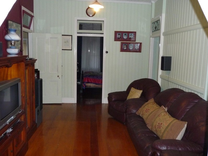 83 Dayman Street, Urangan QLD 4655