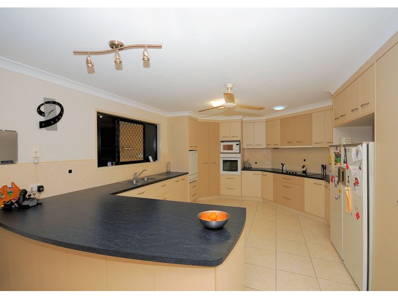 23 Rosewood Ave, Wondunna QLD 4655