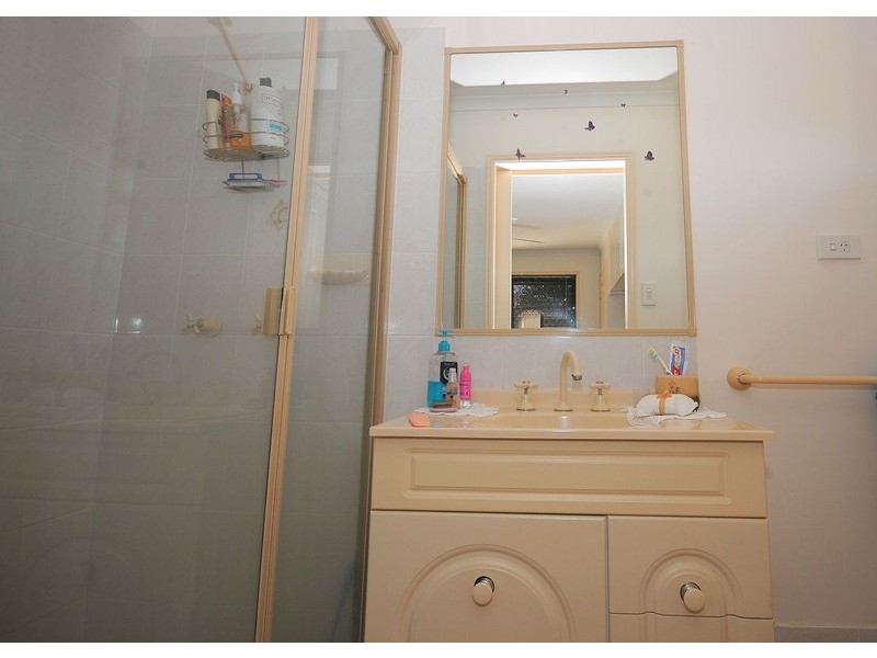 19 Baird Dr, Pialba QLD 4655