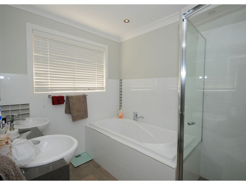 4 Darby Ct, Pialba QLD 4655