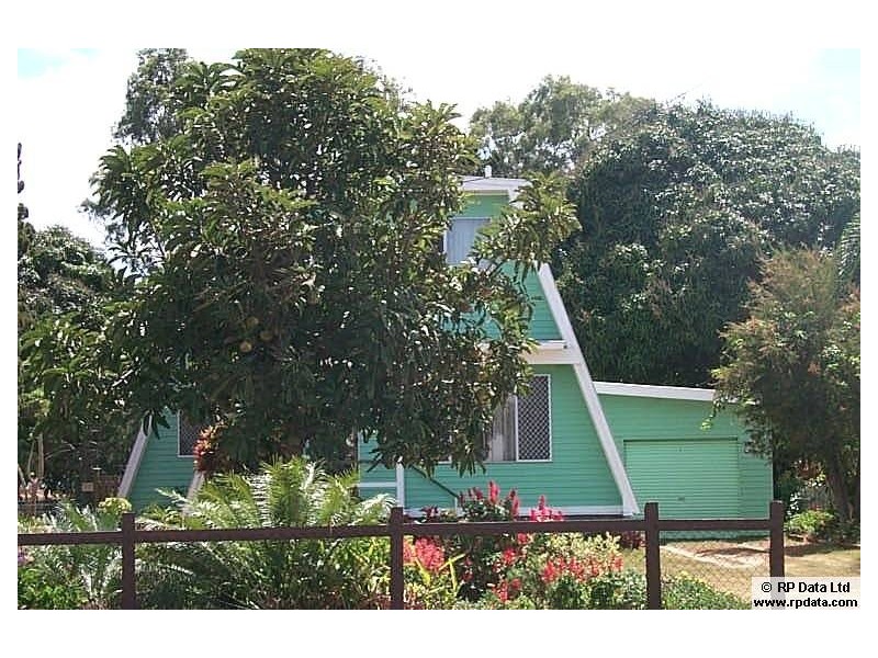 140. Cypress St, Urangan QLD 4655