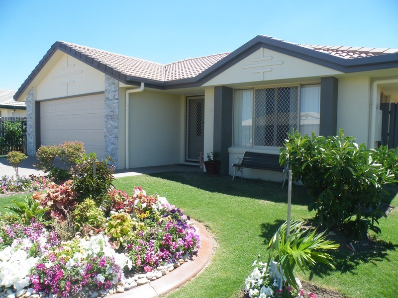 89 Endeavour Way, Eli Waters QLD 4655