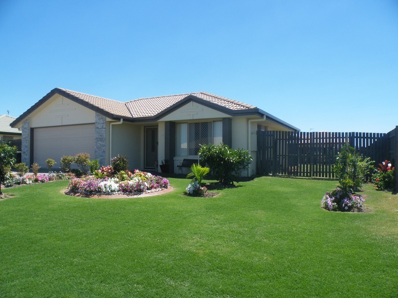 89 Endeavour Way, Eli Waters QLD 4655