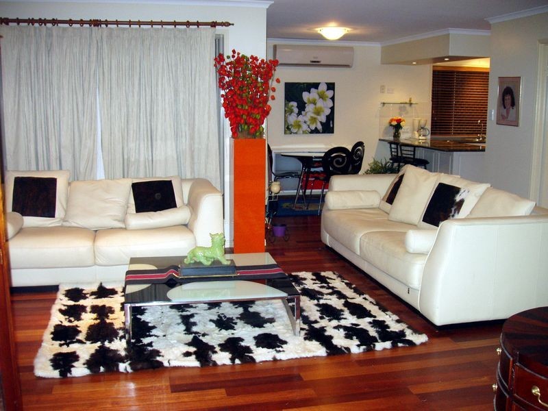 24 Debra Court, Urangan QLD 4655