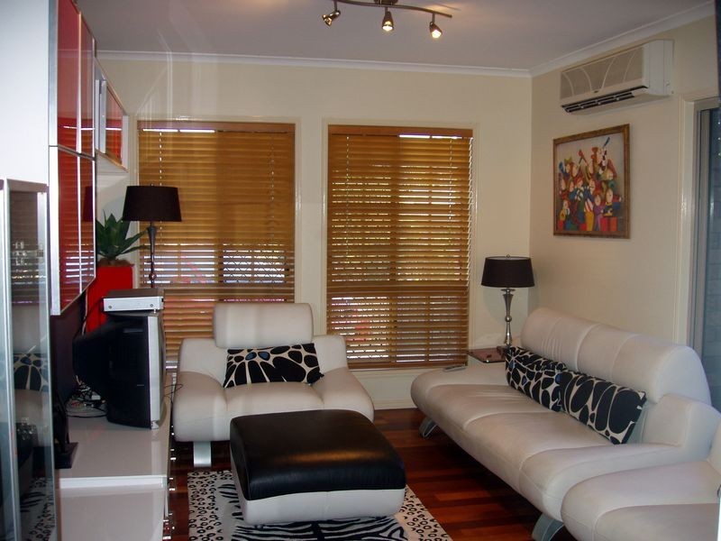 24 Debra Court, Urangan QLD 4655