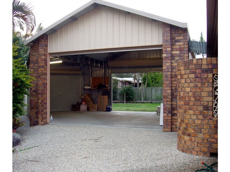 24 Debra Court, Urangan QLD 4655