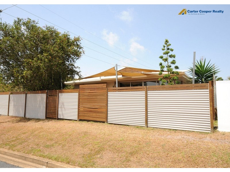 2 Johnston Boulevard, Urraween QLD 4655