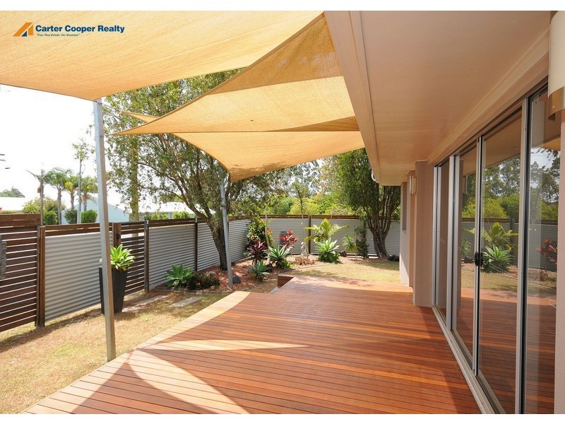2 Johnston Boulevard, Urraween QLD 4655