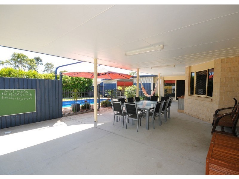 8 Cattleya Court, Urangan QLD 4655