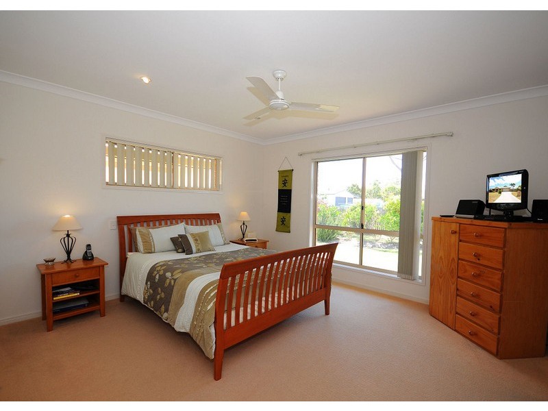 8 Pinehurst Drive, Wondunna QLD 4655